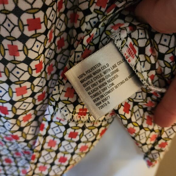 Worthington Womens Top Size S Pullover Keyhole Flutter Sleeve Front Geometric - Picture 8 of 10